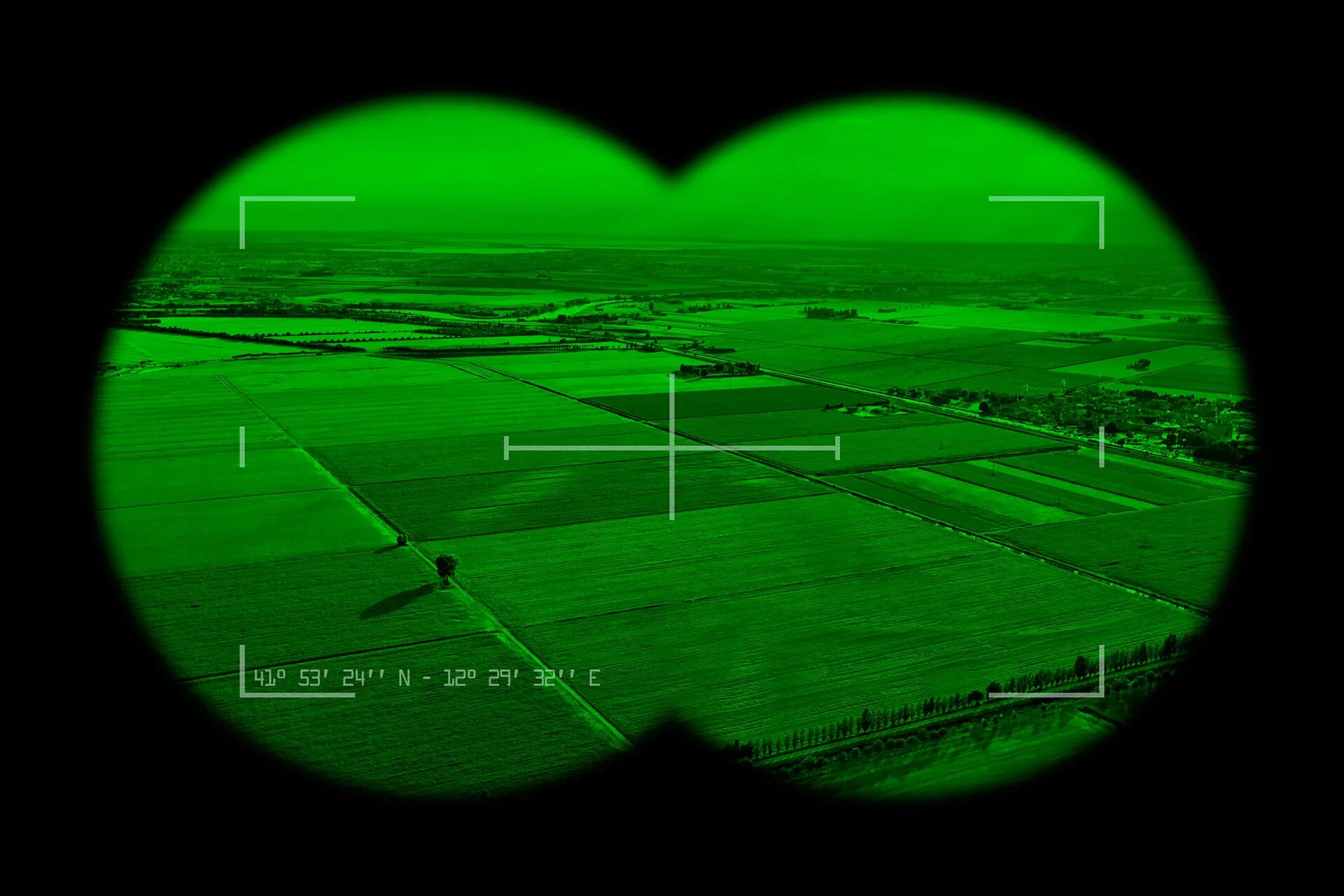 Вид через прибор ночного видения военный. Night Vision ночного видения. Вид в бинокль ночного видения. Вид из бинокля ночного видения.