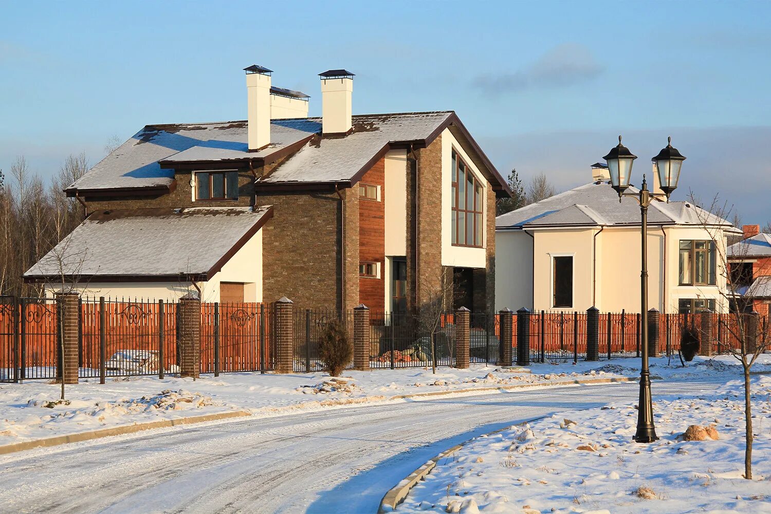 Улицы загородного поселка. Коттеджный поселок Семкино. Новое Семкино коттеджный поселок. Сосновый Бор Ижевск коттеджный поселок. Мерзликин коттеджный поселок.