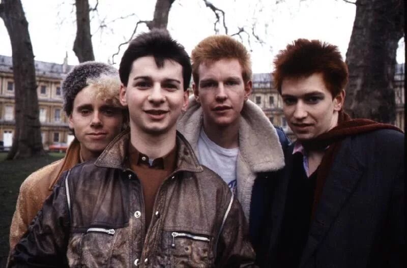 Депеш мод в молодости. Группа depeche mode. группа depeche mode в молодости. depeche mode 1990s. дебош мод группа в молодости.