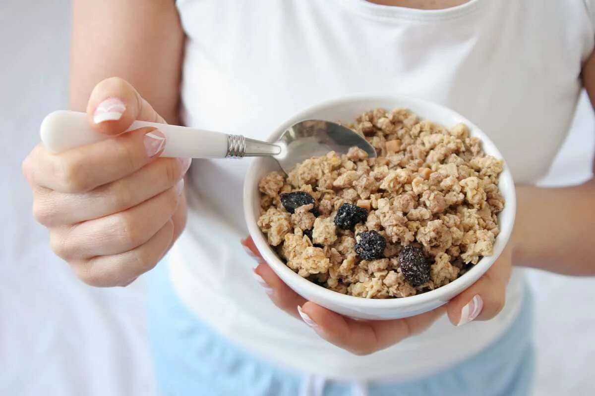 овсянка для похудения. овсянка для похудения. диетическая овсяная каша. овсяная каша на завтрак. овсянка для похудения.