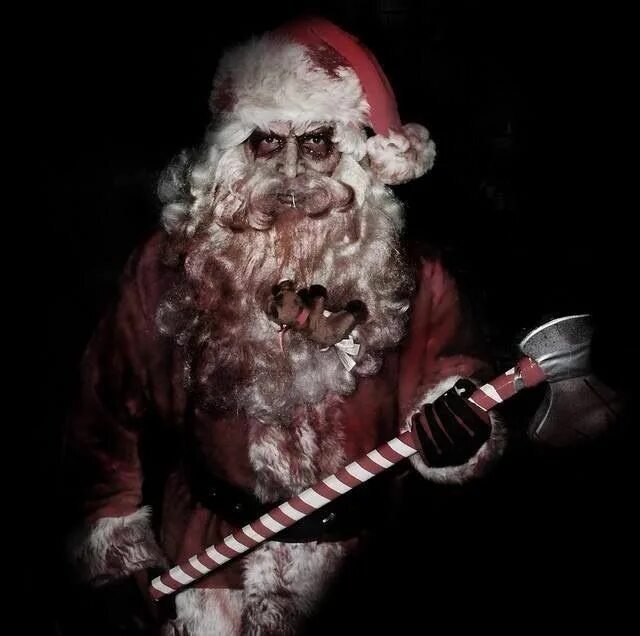 Хэллоуин страшный праздник. Страшный праздник evil holiday. Хэллоуин праздник. Хэллоуин в англии. Хэллоуин традиции.
