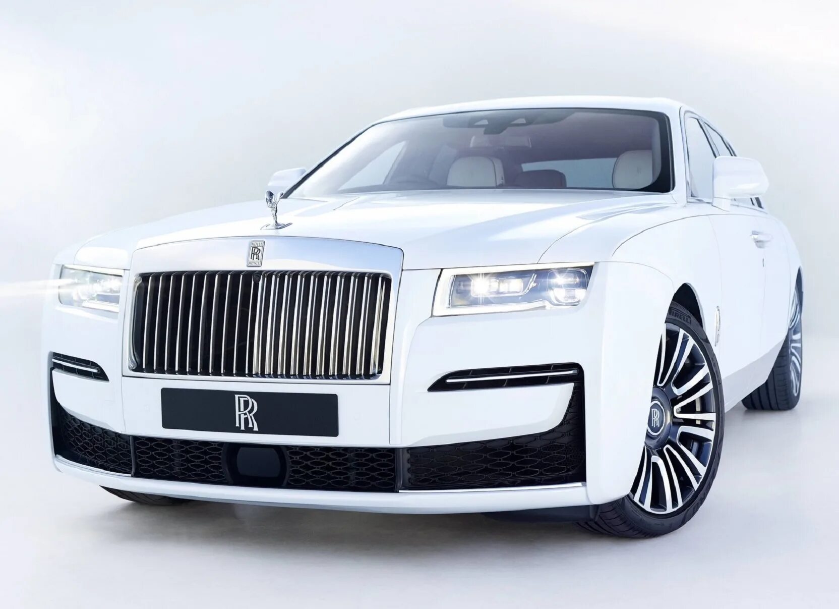 Rolling 2021. Rolls Royce 2021. Rolls Royce Ghost 2022. Роллс Ройс Ghost 2021. RR Phantom 2021.