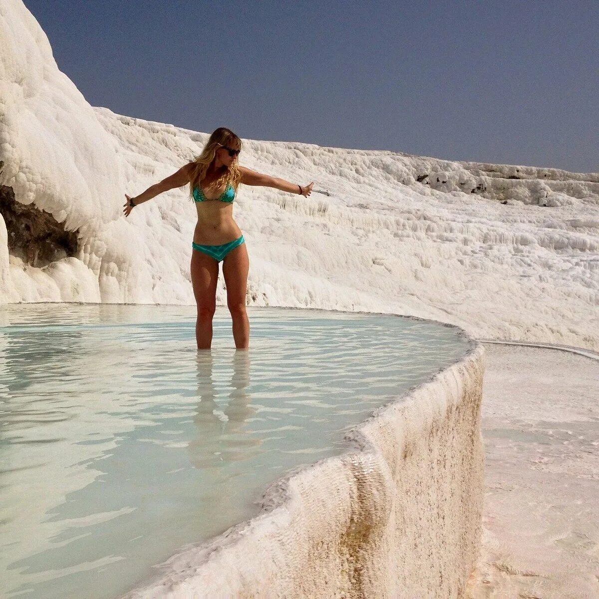Pamukkale Excursion: Discover Turkey's Natural Wonder with v-pyt Tours