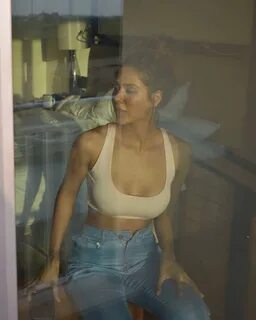 Unseen Celebrity Nipples: A Gallery to Satisfy Your Cravings