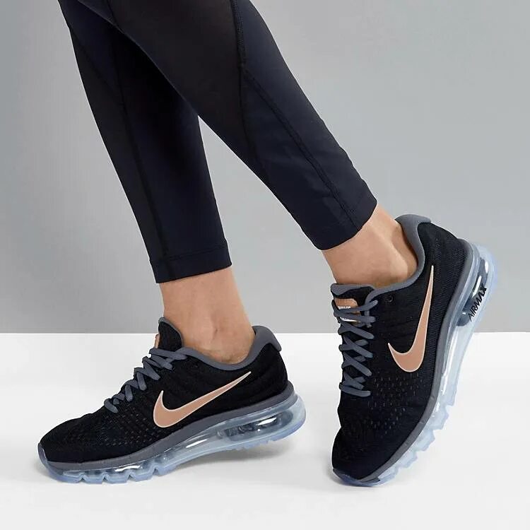 Nike коллекция 2017 Running. Кроссовки женские черные беговые. Найки черные женские для бега. Кроссовки 2017 черные.