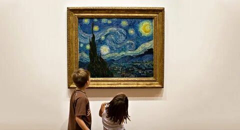 Не смотрят на картину