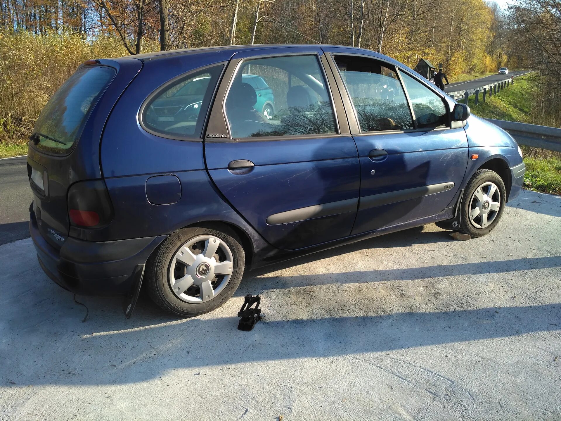 Renault scenic 1.6. Рено Меган Сценик 1. Рено Меган Сценик 2000. Рено Меган Сценик 1998. Reno Megane Scenic 1998 1.6e.