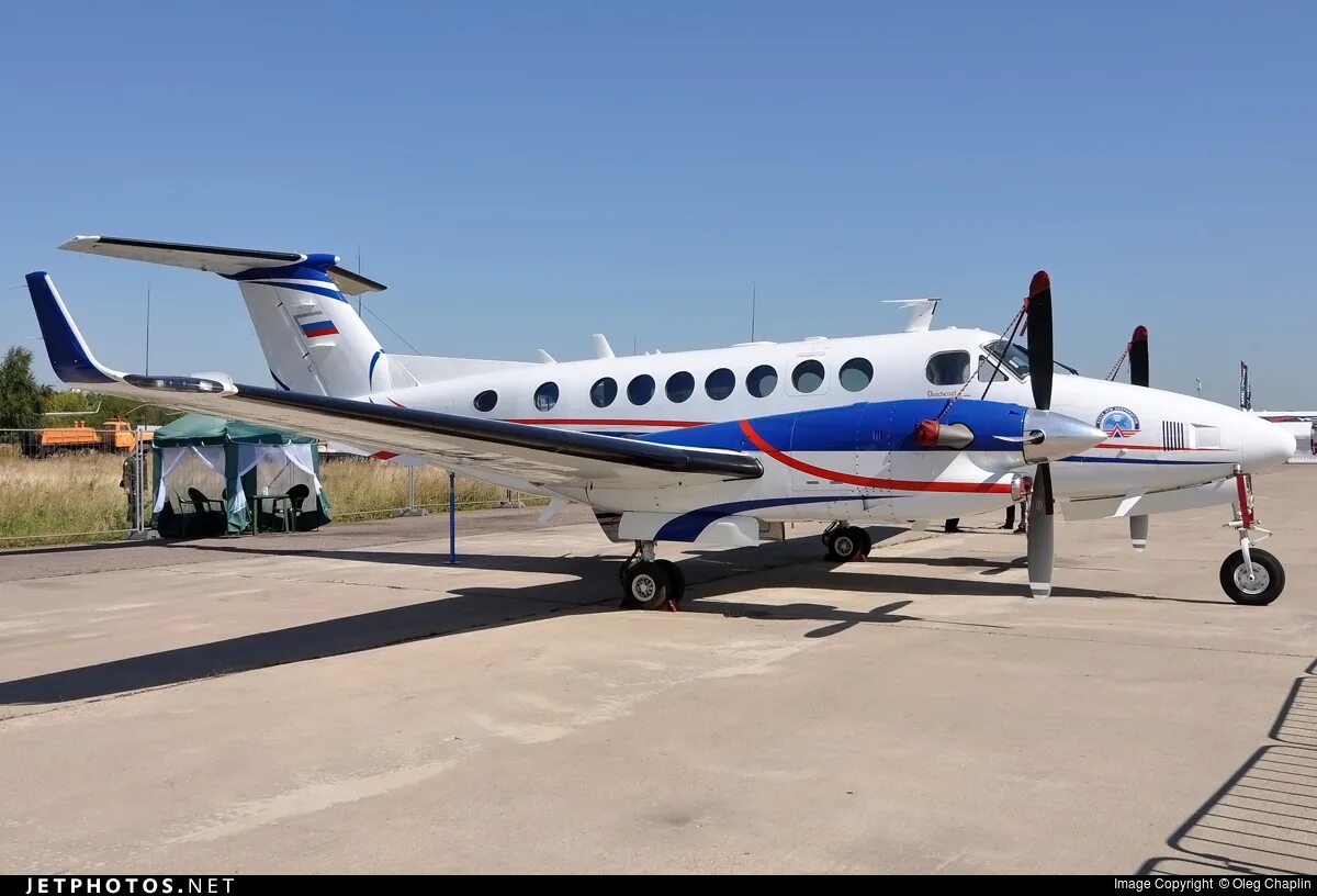 Аэроконтроль. B300 King Air 350i. Beech 300 super King Air 350 ra-02814. Beechcraft King Air 350 ra 02814. Beechcraft King Air 350 ra 02816.