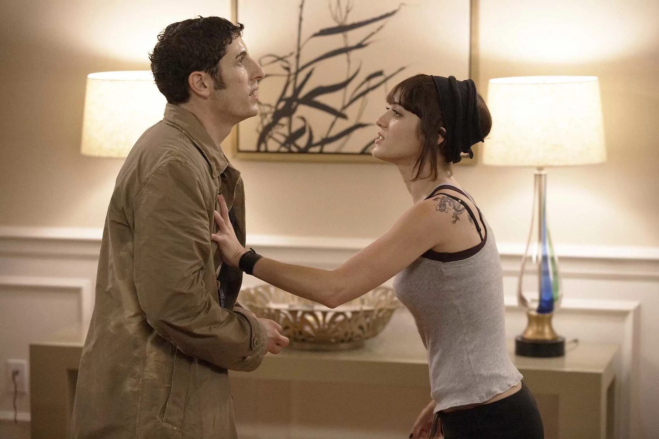 My friend s asking. Brothers & sisters 2 фильм 2016. кара мантелла. My best friends картинки. беседа двух людей.