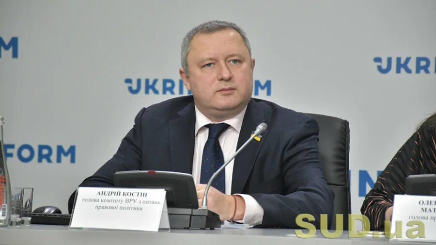 Представитель украины. Андрей костин украина. представитель украины в трехсторонней контактной группе. в украине представитель андрей. переговорщик украины андрей борисович.