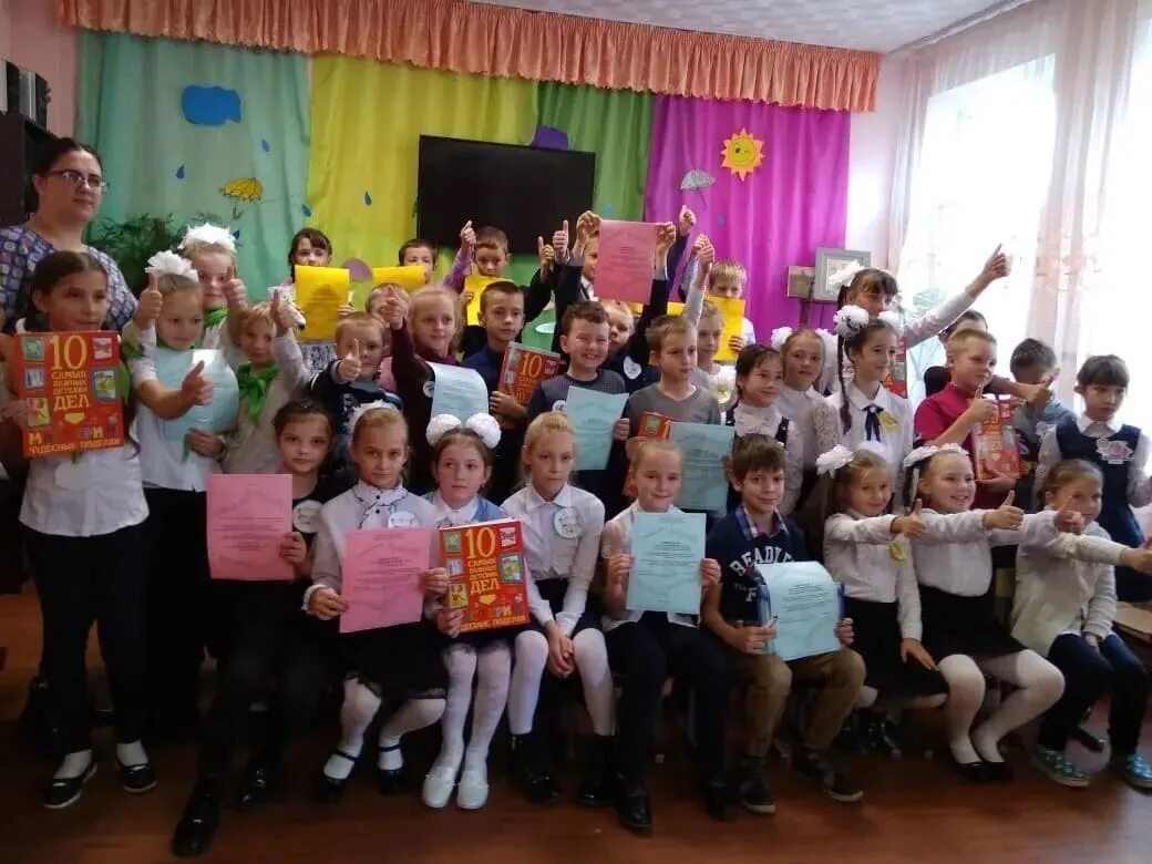 нестерова имени в. "сош г. маоу сош г нестерова имени в и пацаева фото школы. школа города нестерова калининградской области. школа г нестерова калининградской области.