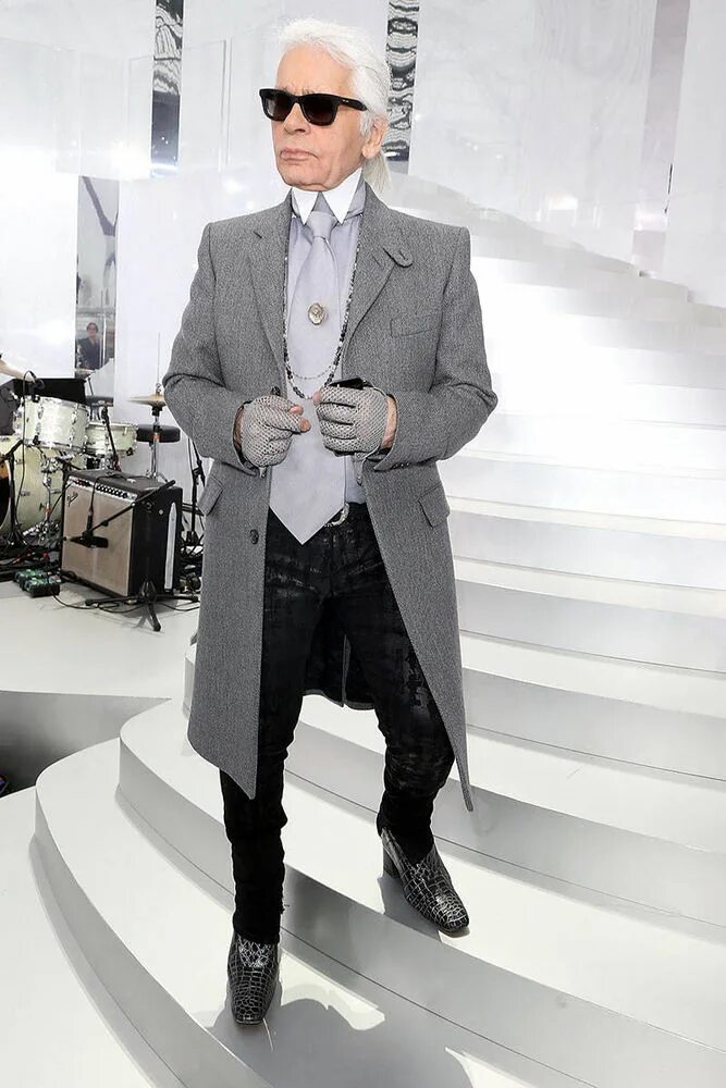 Karl lagerfeld майка мужская. Karl lagerfeld спортивный костюм мужской. Karl lagerfeld свитшот мужской. Karl lagerfeld футболка мужская. Karl lagerfeld мужское.