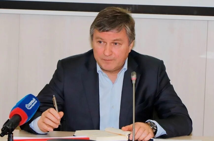 Александр ткачев агрокомплекс семья. Мытищи). Азаров виктор сергеевич мытищи. Мэр мытищ 2022. Мэр мытищ.