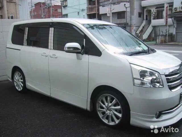 Toyota noah 2011 gs. Ноах zrr70. Toyota noah zrr70 g’s. Toyota noah 70. Toyota noah 70.