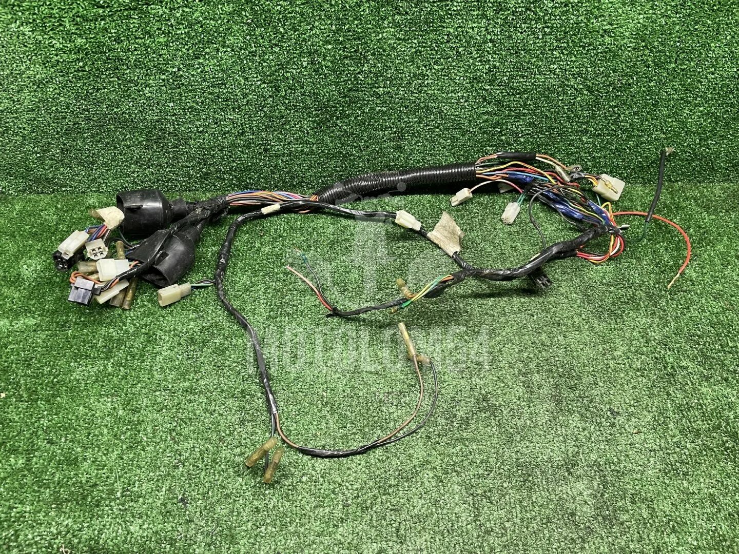 Ямаха юбр 125 электропроводка. Проводка yamaha fzs. Реле управления yamaha r6. Yamaha r6 2006 проводка генератора. Проводка мотоцикла ямаха.