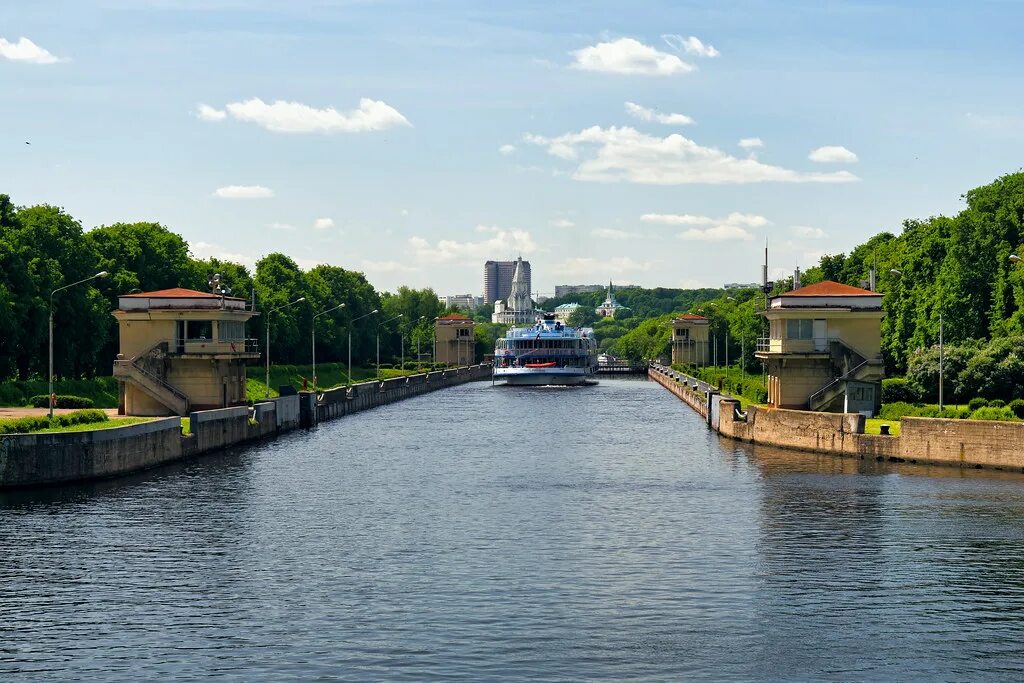 2 реки в москве названия. Шлюз 10 Москва река. Канал Москвы реки. Шлюз 6 река Москва. Шлюз 8 канала имени Москвы.