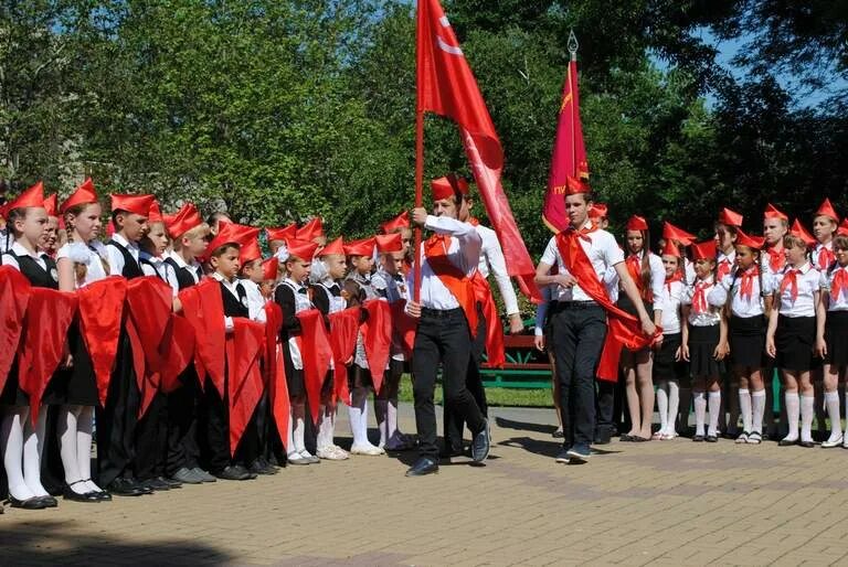 Сценарий торжественной линейки к 9 мая 2025