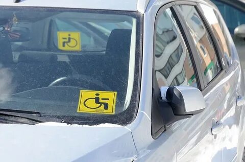 За поддельный знак «Инвалид» ужесточат наказание, включая лишение прав
