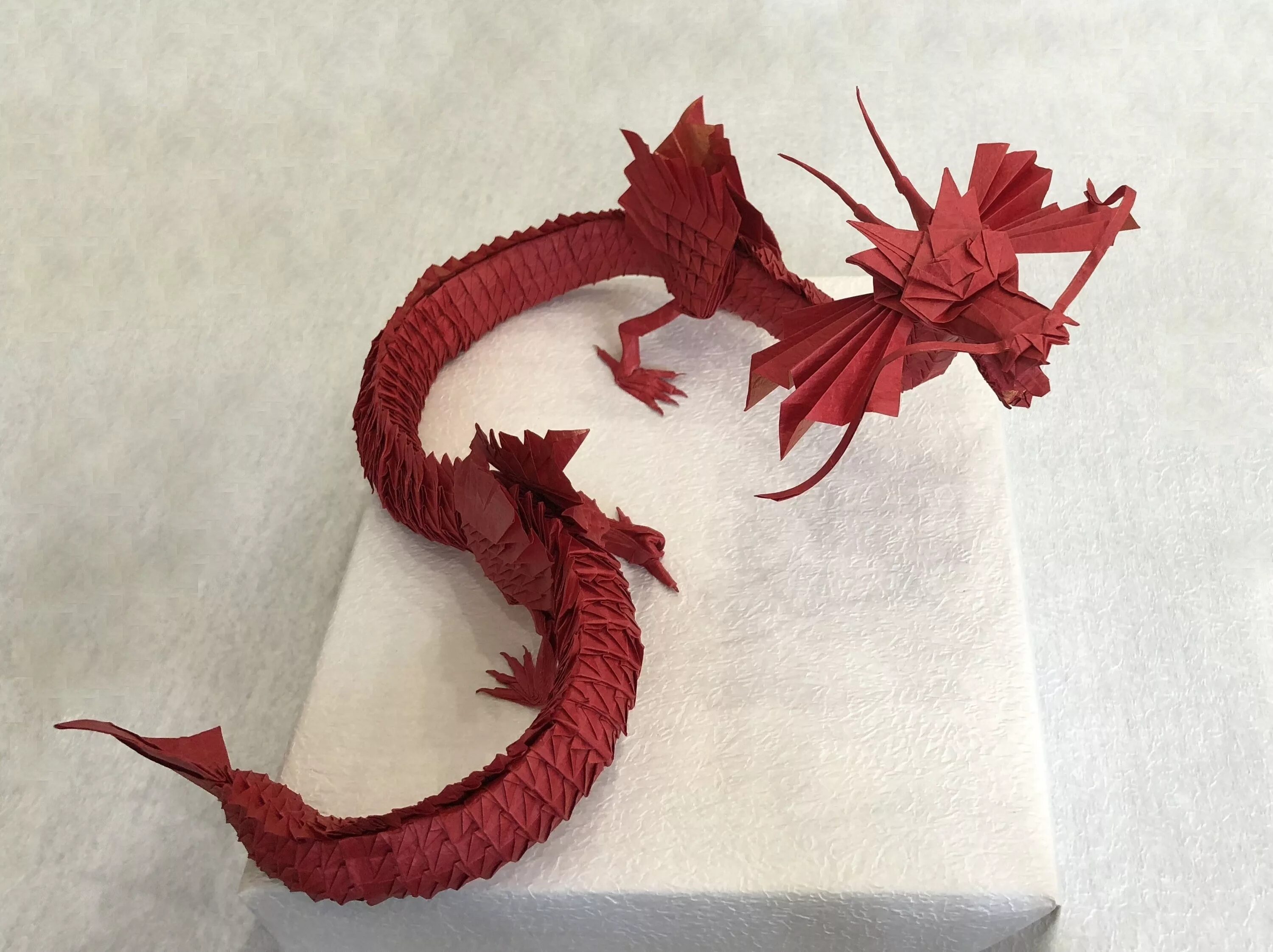 origami dragon - Recherche Google Origami dragon, Red dragon, Origami