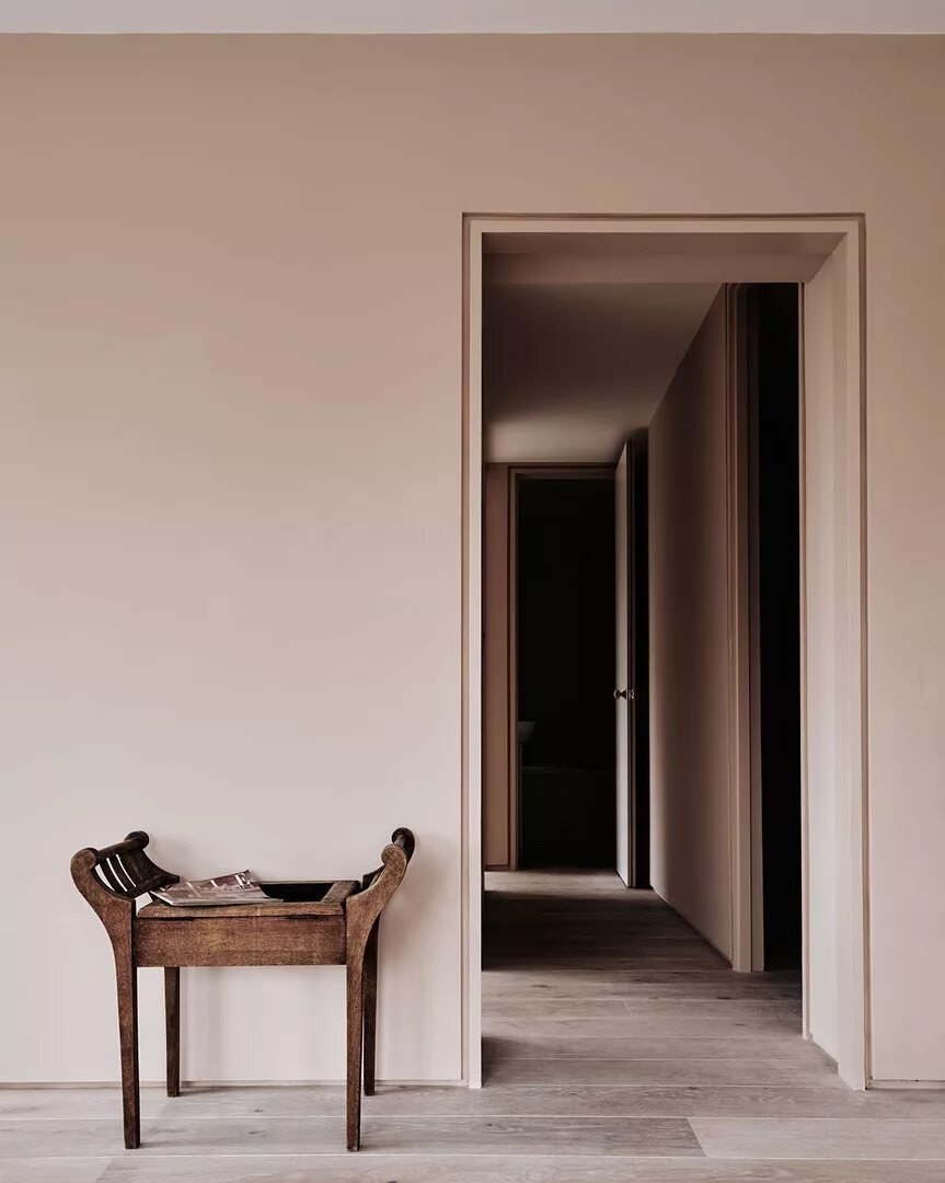 Обрамление проема без двери. Little greene краска 143. дизайнерские дверные проемы. современные дверные проемы. обрамление проема.