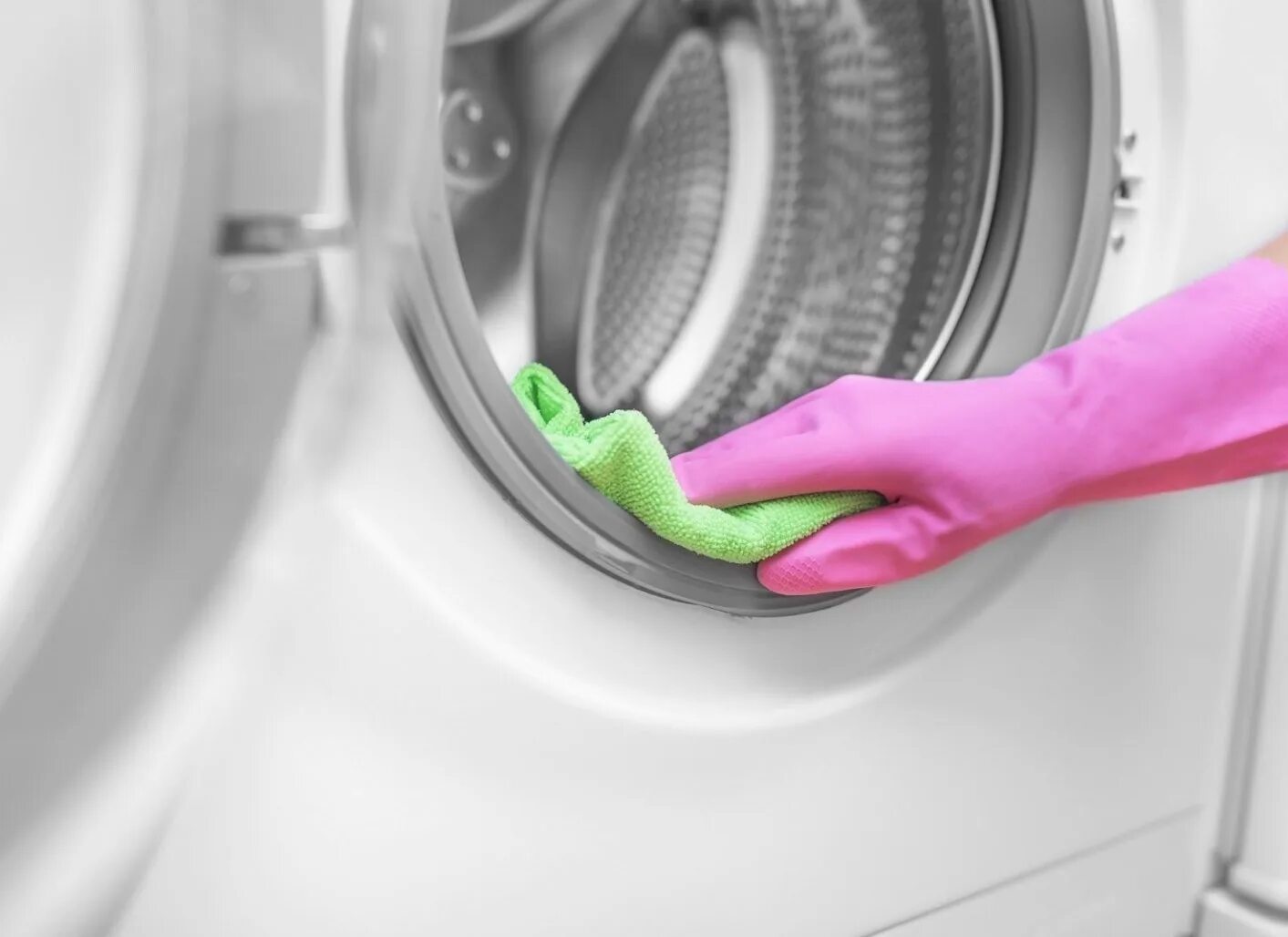 Чем убрать запах из стиральной машины. Для мытья стиральной машинки. Чистая стиральная машина. Чистка стиральной машины. Мытье стиральной машины.