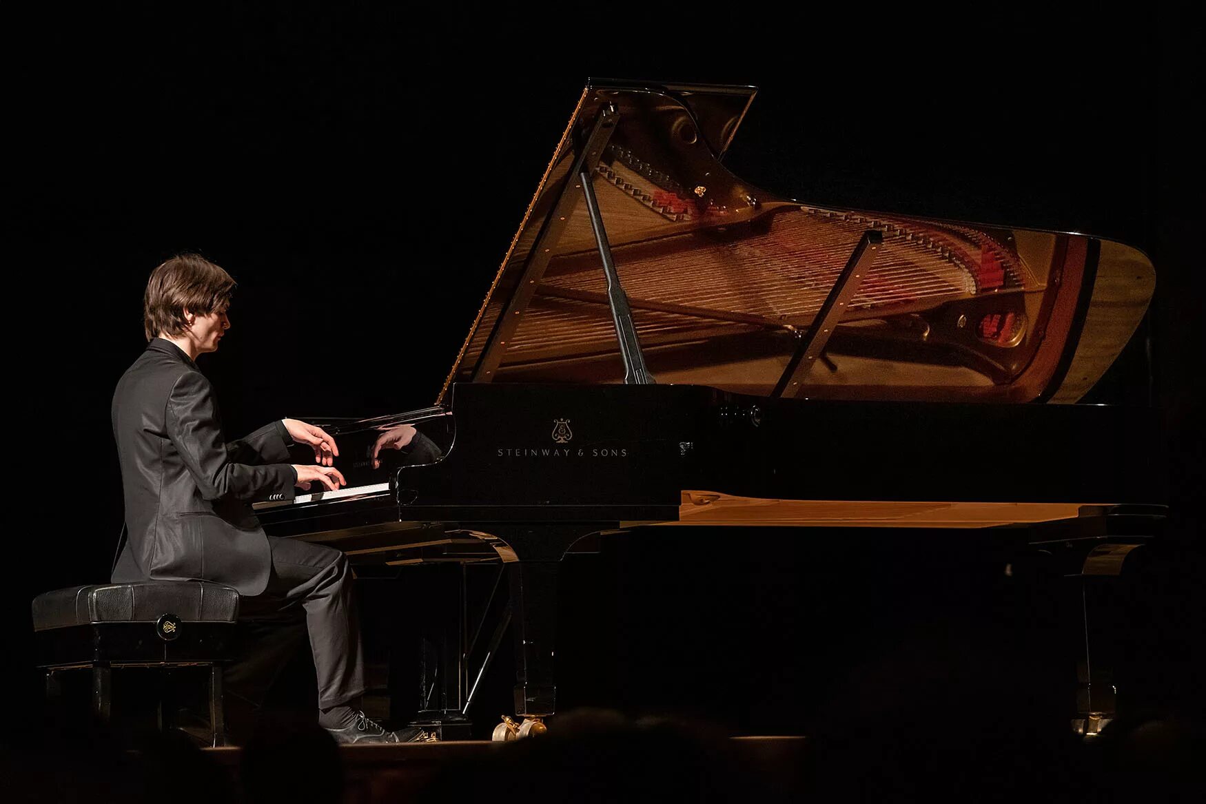 Последний пианист. Дмитрий цыганов пианист. Даниил трифонов грэмми. «солист денис мацуев». Последний пианист.