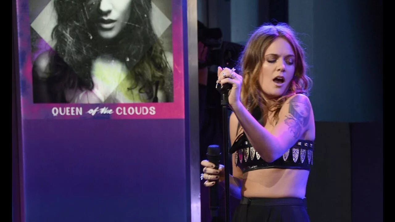 Skillet tove lo. Tove lo 2022 промо. Туве лу. Tove lo album. Tove lo true romance.