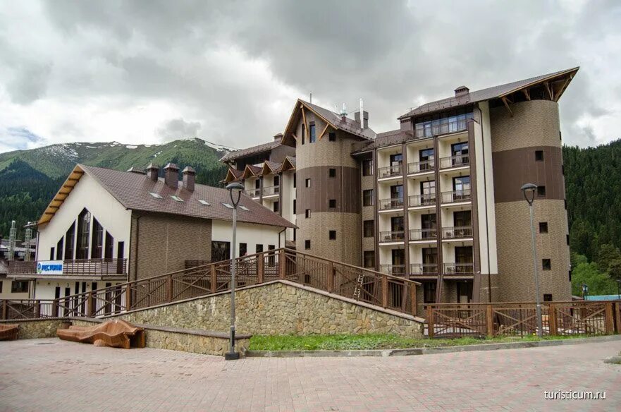 Поселок романтик архыз. Санаторий архыз карачаево-черкесии. Отель романтик архыз сайт. Вертикаль 4 архыз. Романтик 2 архыз.