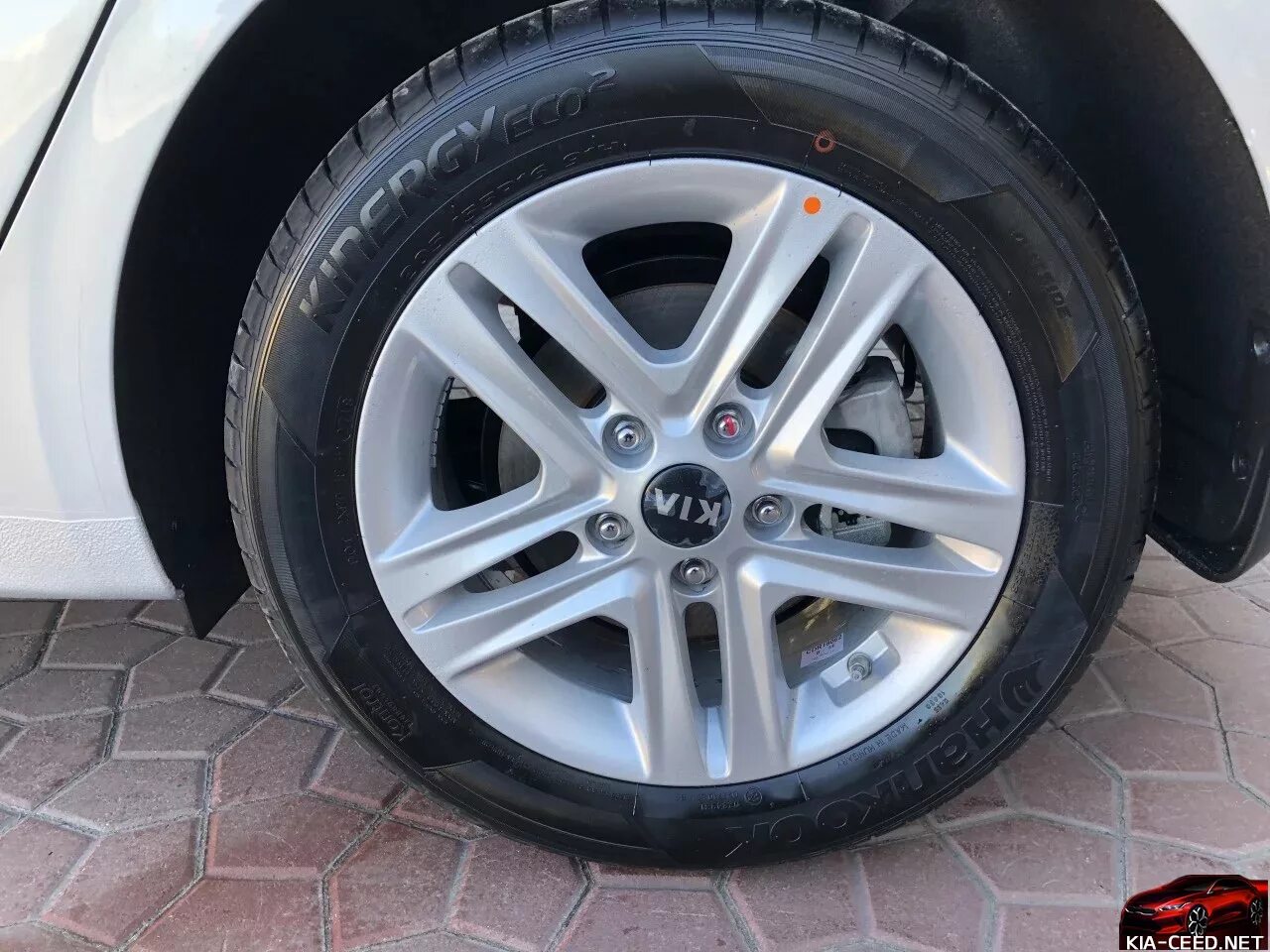 Kia Ceed CD диски r16. Литые диски Киа СИД r16. Диски Киа СИД 3 r16. Колеса Киа СИД r16.