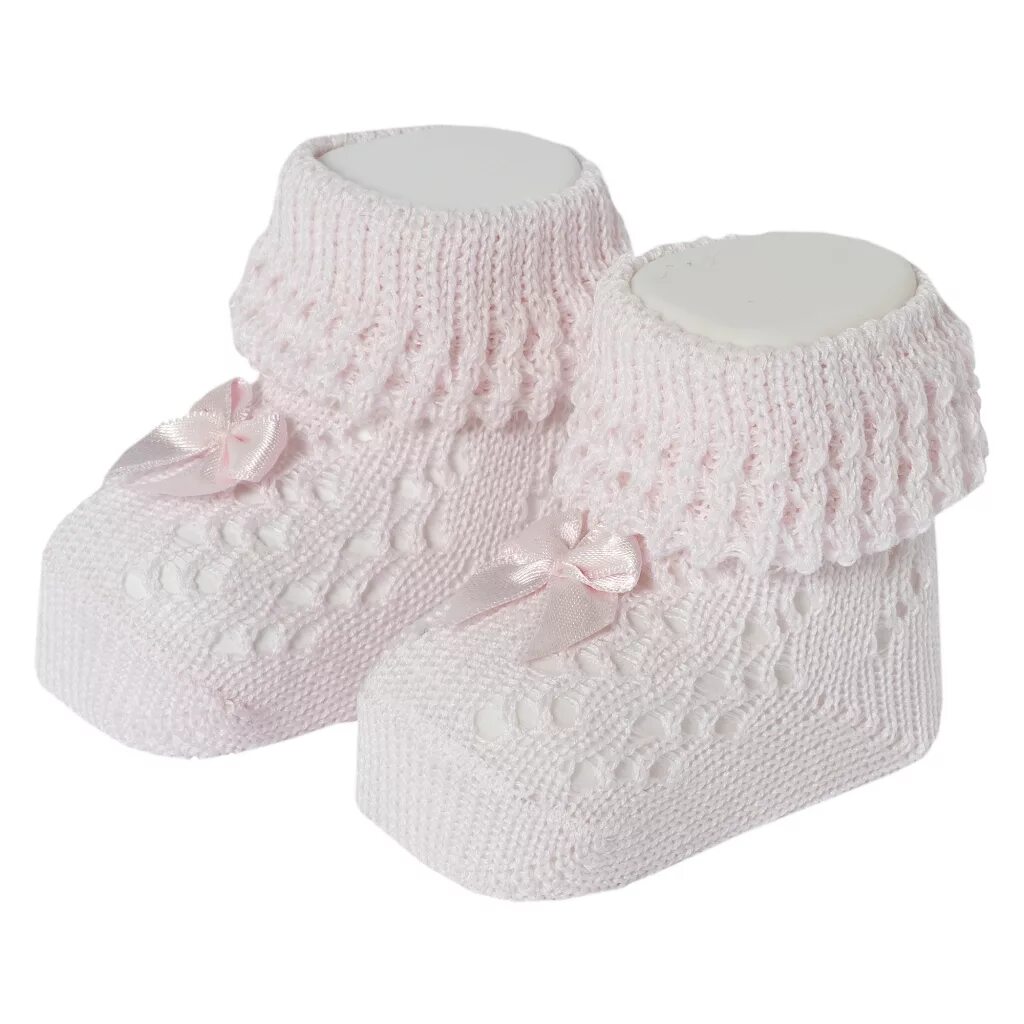 кашемировые пинетки молочный. белые пинетки. пинетки для новорожденных с рюшами. белые пинетки. пинетки.