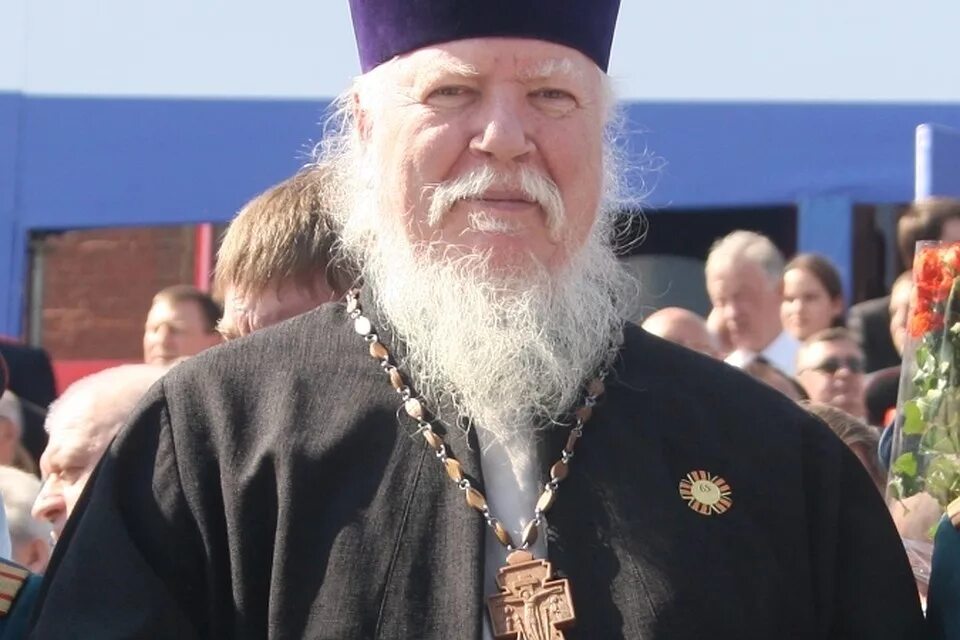 Дмитрий смирнов священник. Дмитрий смирнов портрет. Снимается в рекламе алиэкспресс дочь маликова. Сколько лет отцу дмитрию. Дмитрий смирнов священник.