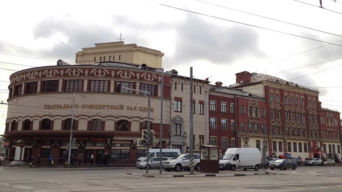 Комсомольская пл 4. Комсомольская пл 4. Дворец культуры железнодорожников москва. Театр на комсомольской площади цдкж. Театр цдкж зал.