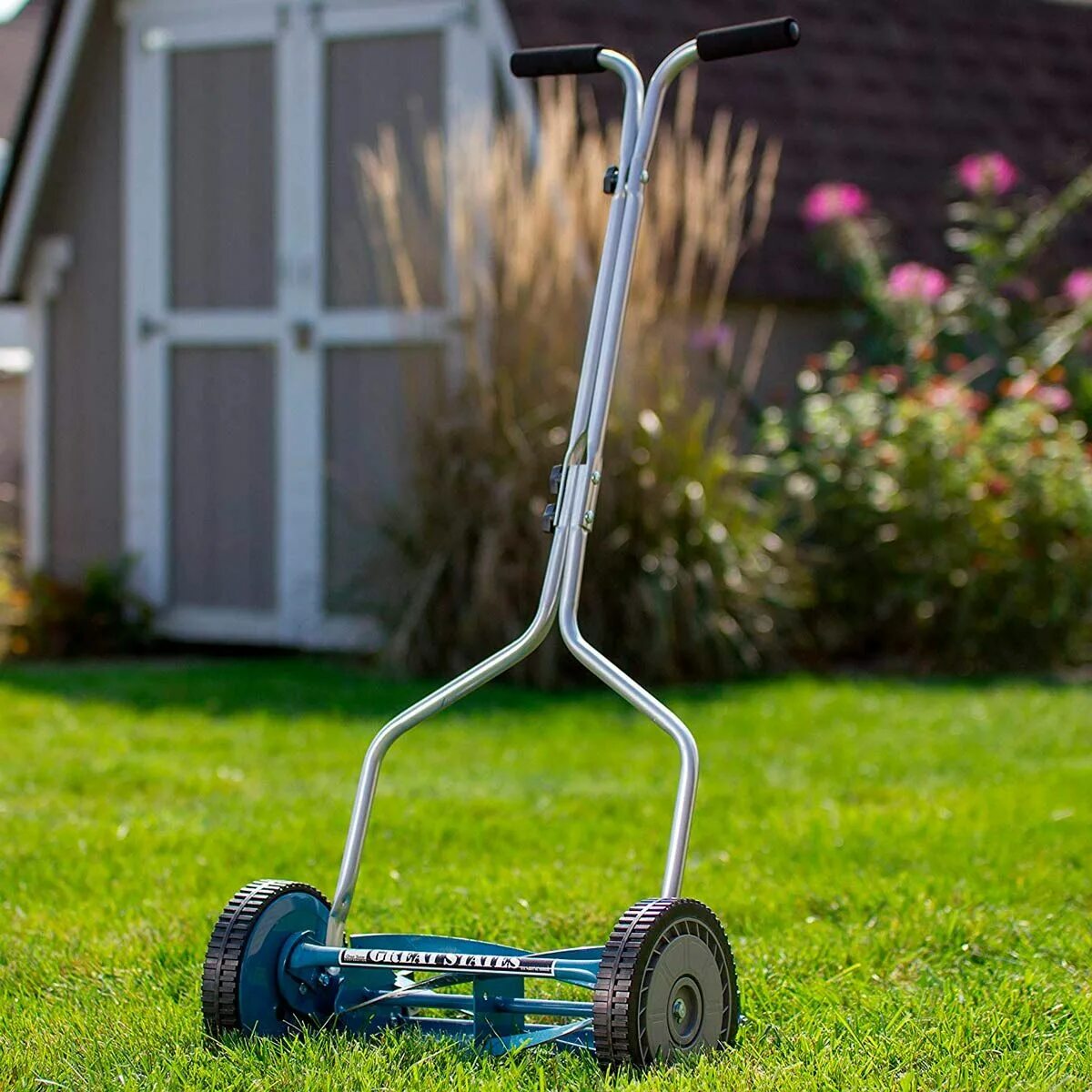 Lawn mower. Газонокосилка с длинной ручкой. Садовый инвентарь газонокосилки. Газонокосилка с мешком. Газонокосилка ручная nojnica.