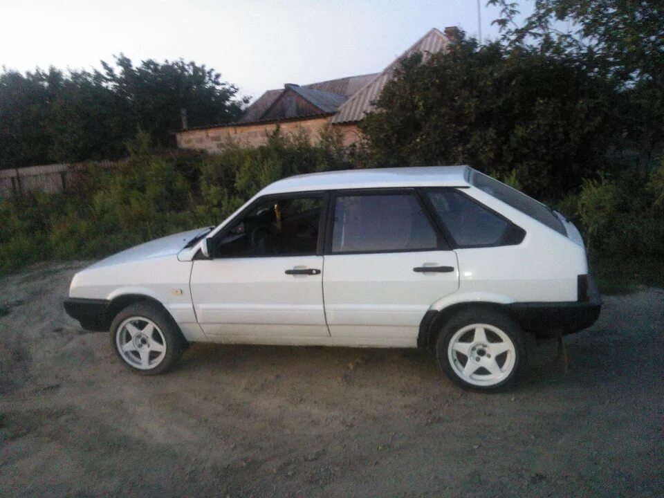 Лифт ваз 2108. Лифт ваз 2109. Ваз 2109 поднятая. Ваз 2108 -90. Ваз 2108 из 90.