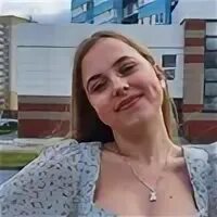 Лена го