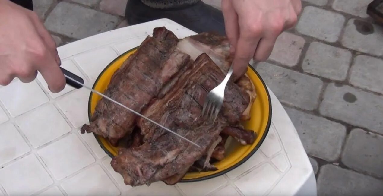 Как приготовить мясо для домашнего копчения. Как коптить мясо. как коптили мясо под землей. как коптить рыбу или бобра мясо.