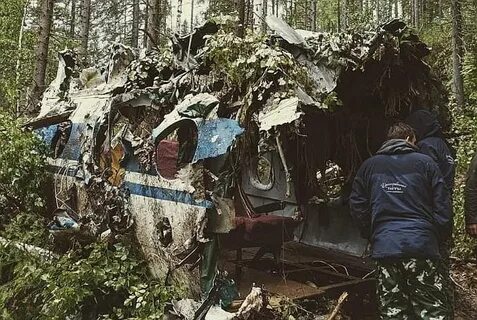 Девушка выжила в авиакатастрофе