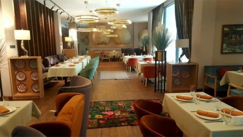 Коксарай ресторан астана. Ресторан сарай. Кок сарай ресторан в астане. Кок сарай ресторан в шымкенте. Коксарай ресторан астана.