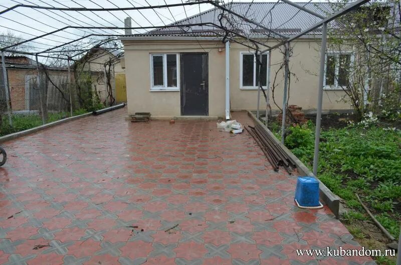 Степнянский. Недвижимость каневская. Краснодарский край, ст. Старая станица улица блинова 36. Таманская ул.