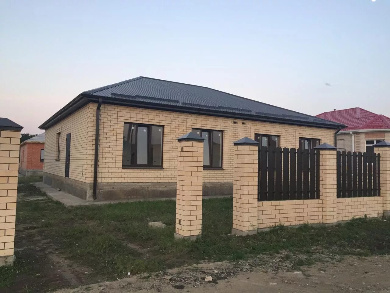 Дом в михайловске. Коттеджи в михайловске ставропольского. Адмирал улица петровская михайловск ставропольский. Коттеджи, г михайловск. Михайловск (ставропольский край) кочубеевское.