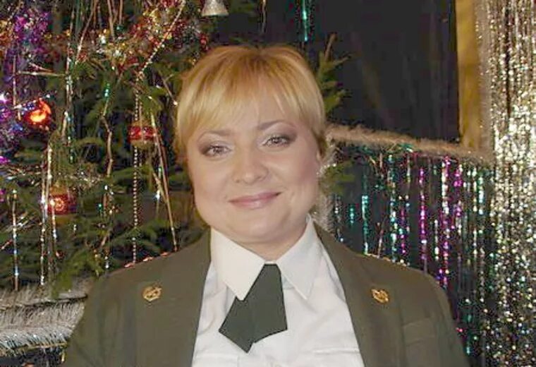 прапорщик топалова. солдаты сериал актриса светлана. аронова в сериале солдаты. полина сериал солдаты. прапорщик топалова.
