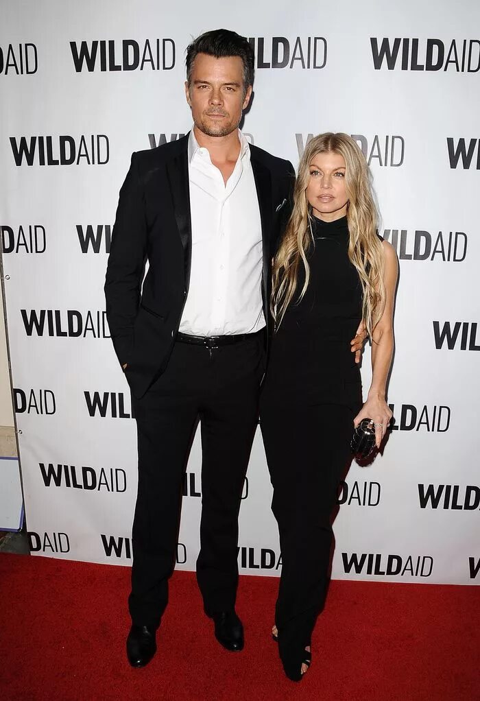 разница в росте 10 см наглядно. комикс разница в росте. человек ростом 140 см. 15 см разница. разница в росте 10 см.