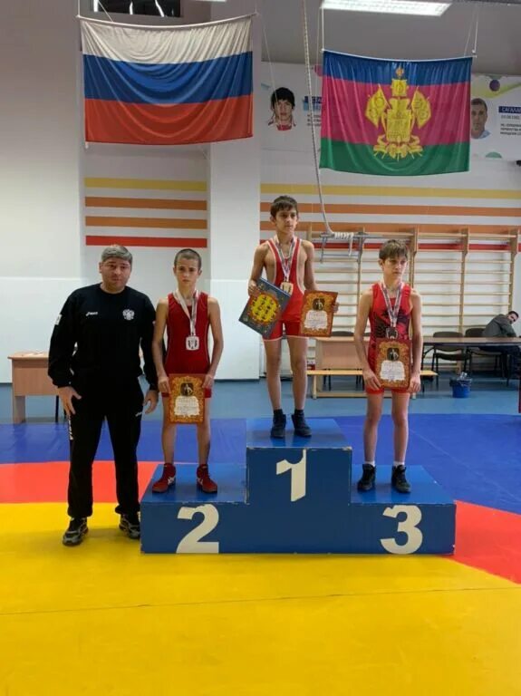 шмаков леонид юрьевич греко-римская борьба москва. хорлоев булат степанович. спарта греко римская. имамкулов тренер по борьбе. школа борьбы в димитровграде.