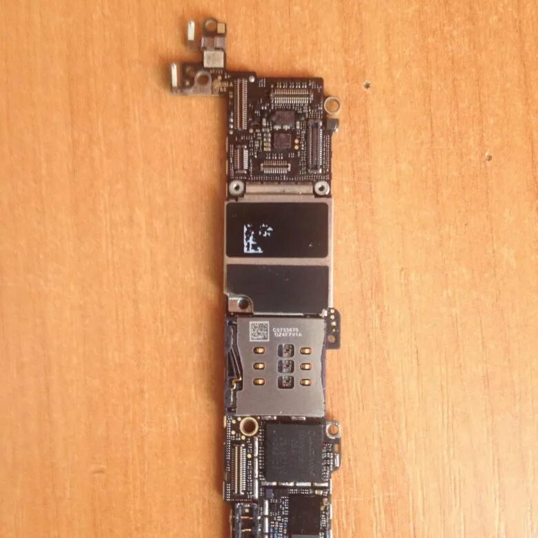 Купить материнскую плату айфона. Iphone 5s motherboard. Плата айфон 5s. Iphone 5se плата. 5s iphone материнская плата motherboard.