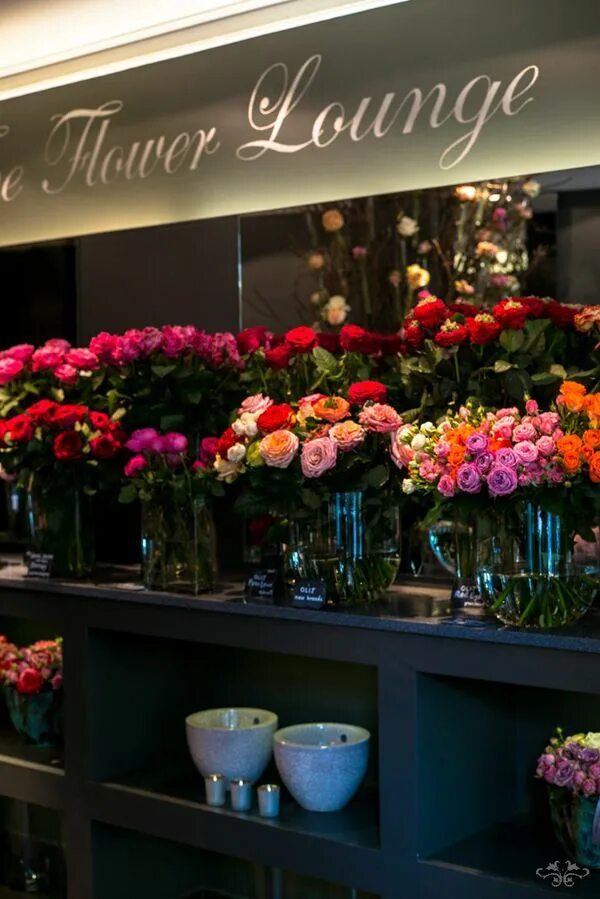 My flower shop. Цветы в цветочном магазине. Цветочный салон. Интерьер цветочного магазина. Идеи для цветочного магазина.