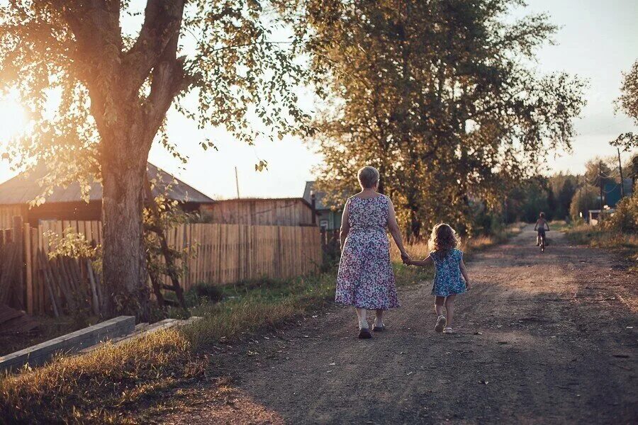 Летом я была у бабушки