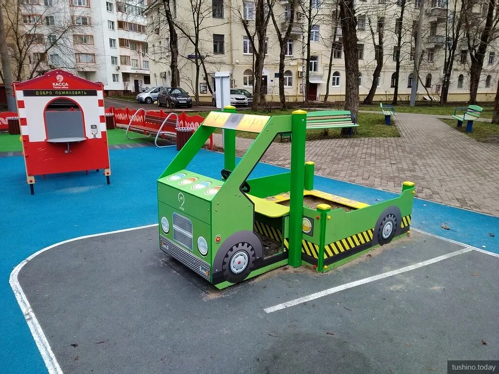 детская площадка транспорт. как выглядят новые площадки. площадка транспорт. новая детская площадка в покровское-стрешнево. детская площадка рядом с метро электрозаводская.