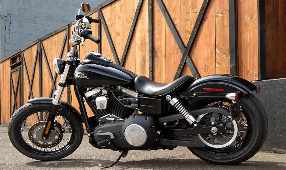 Мотоцикл харлей дэвидсон стрит боб. Fxdb dyna “street bob”. Dyna street bob. Harley davidson dyna street bob. Harley davidson dyna 2015.