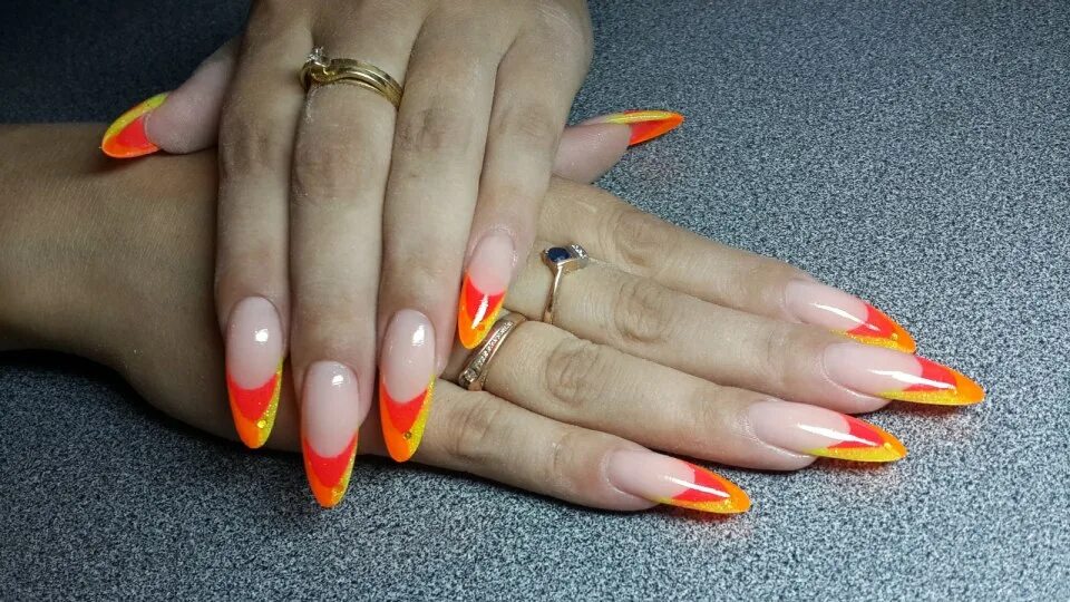 Маникюр миндальная форма френч яркий Pin on Paznokcie Stylish nails, Nail designs, Pink nails