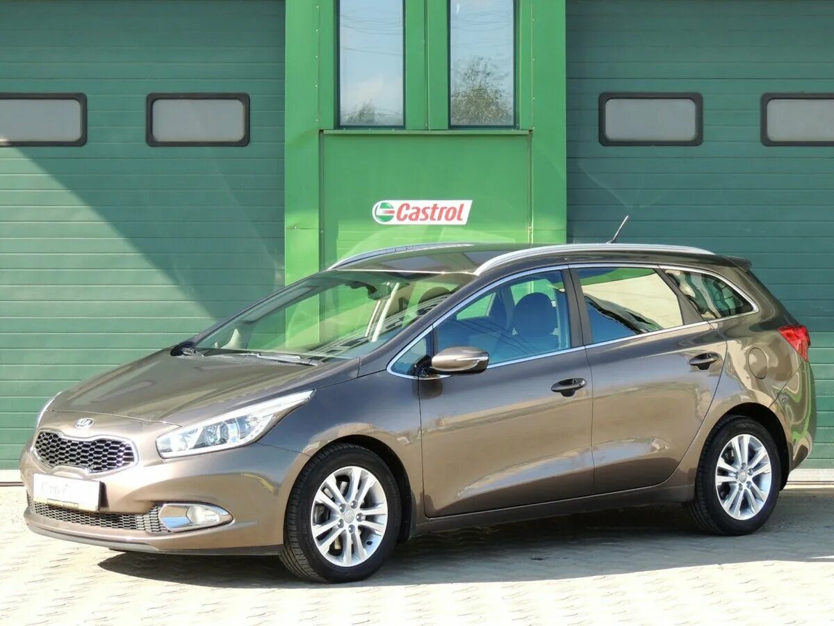 Стекло киа сид универсал. Кия СИД универсал 2014. Kia Ceed II 2014. Kia Ceed 2014 универсал. Kia Ceed 2 универсал.